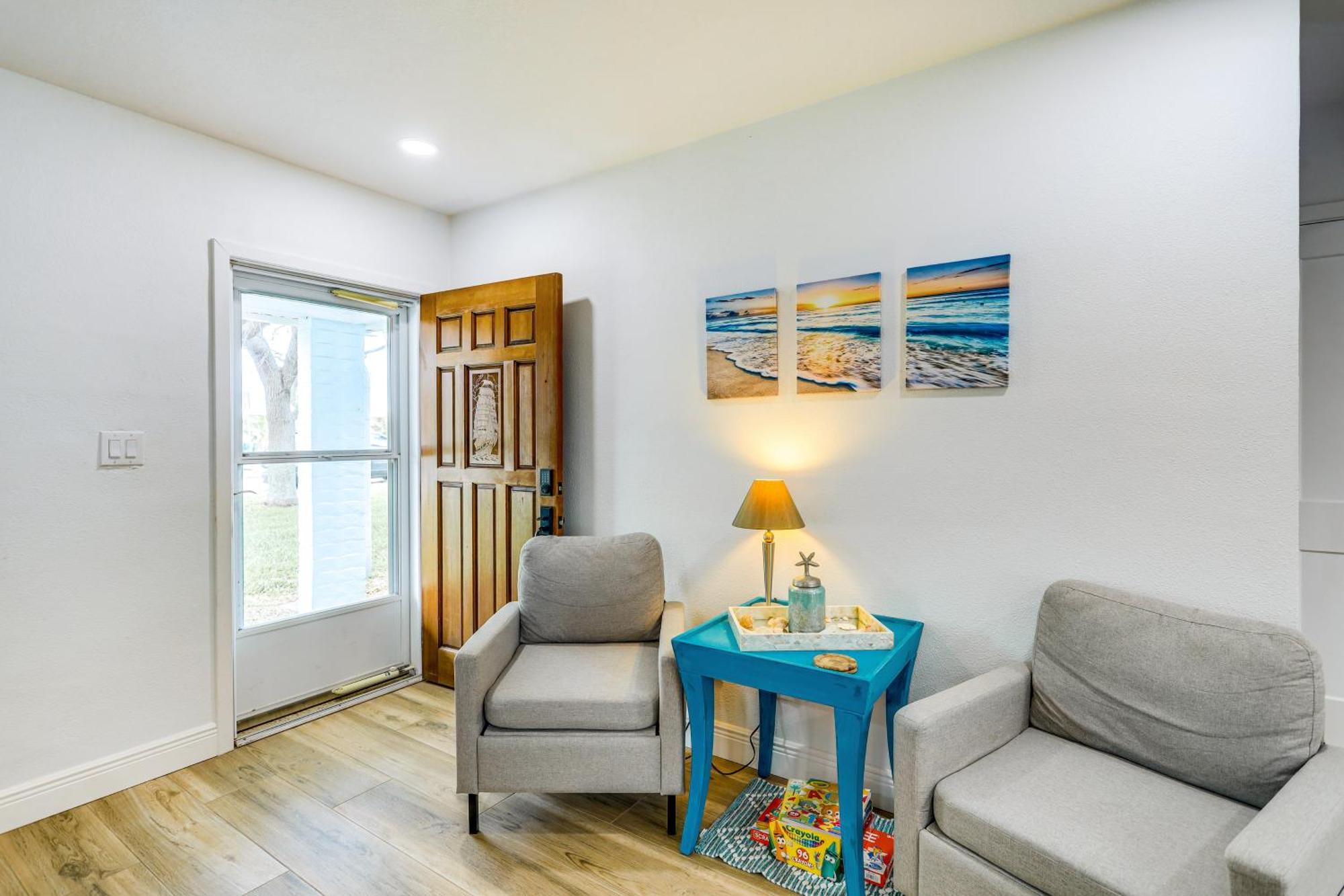 Pet-Friendly Cocoa Beach Home Walk To Beach! Buitenkant foto
